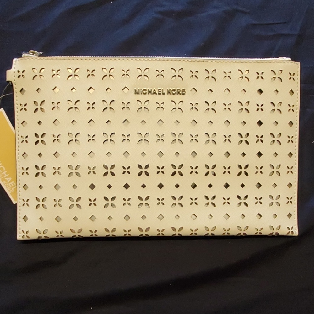 Michael Kors wristlet